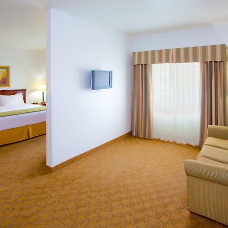 Holiday Inn Express Hotel & Suites Elkins By Ihg Extérieur photo