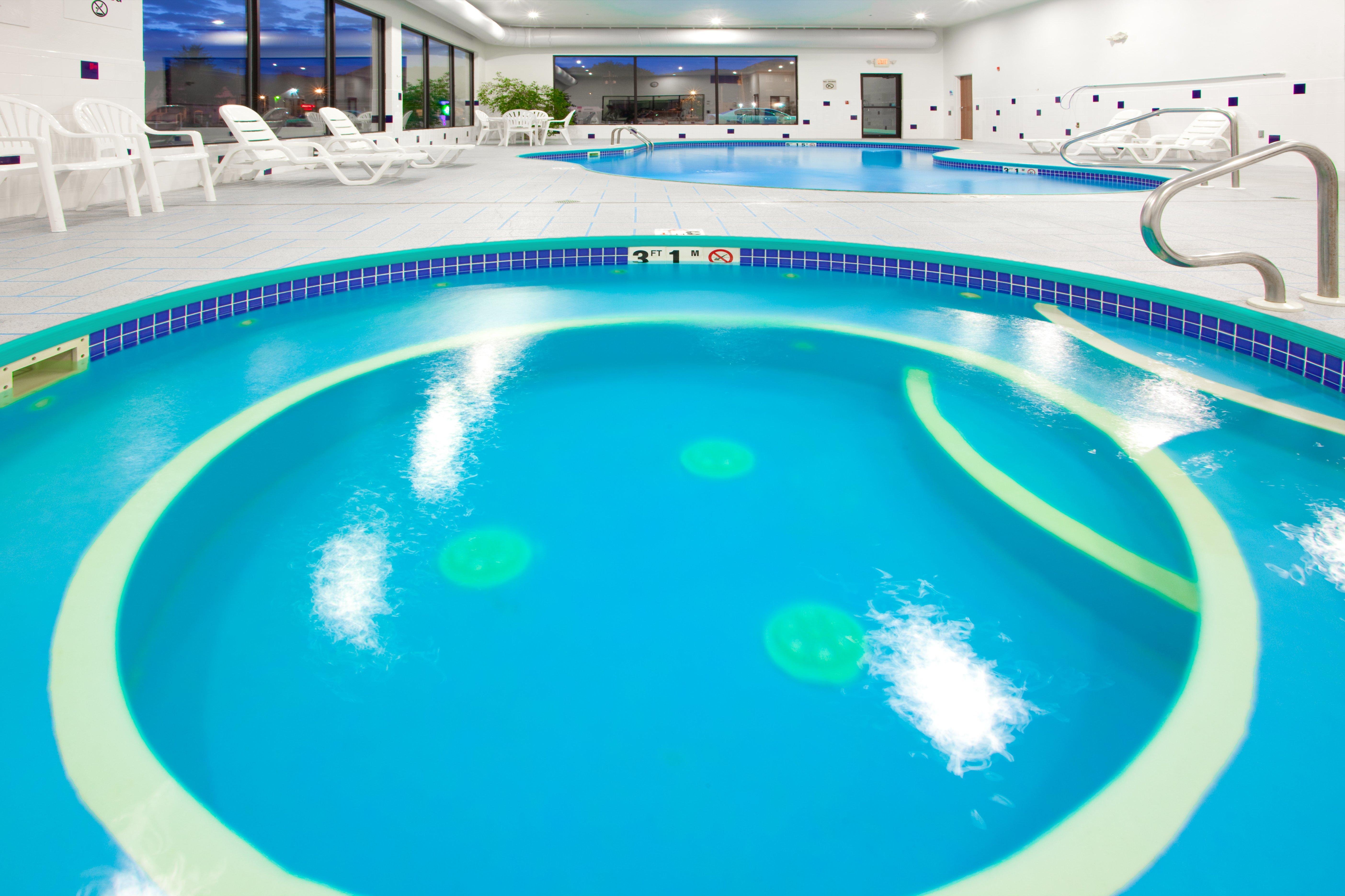 Holiday Inn Express Hotel & Suites Elkins By Ihg Extérieur photo