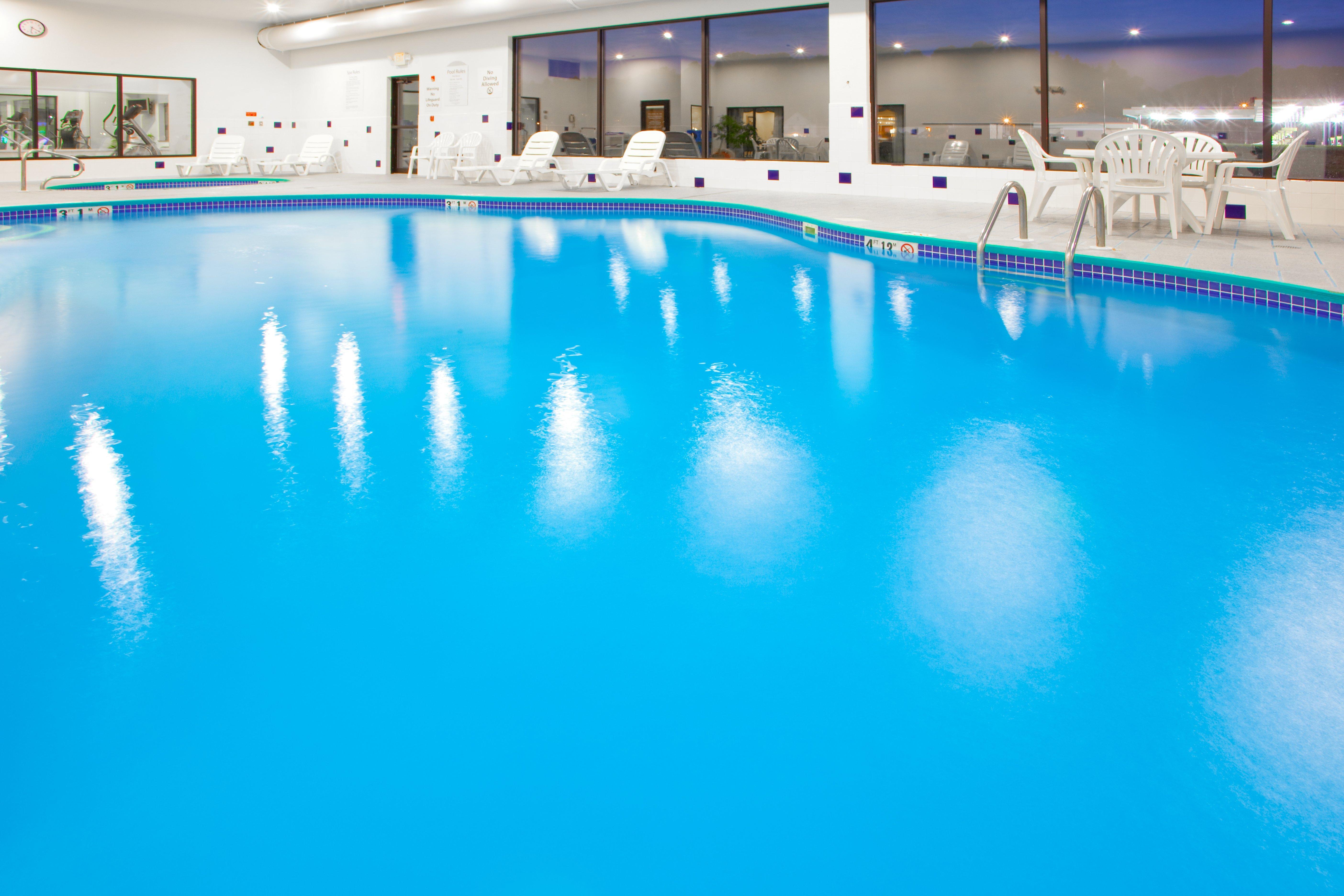 Holiday Inn Express Hotel & Suites Elkins By Ihg Extérieur photo