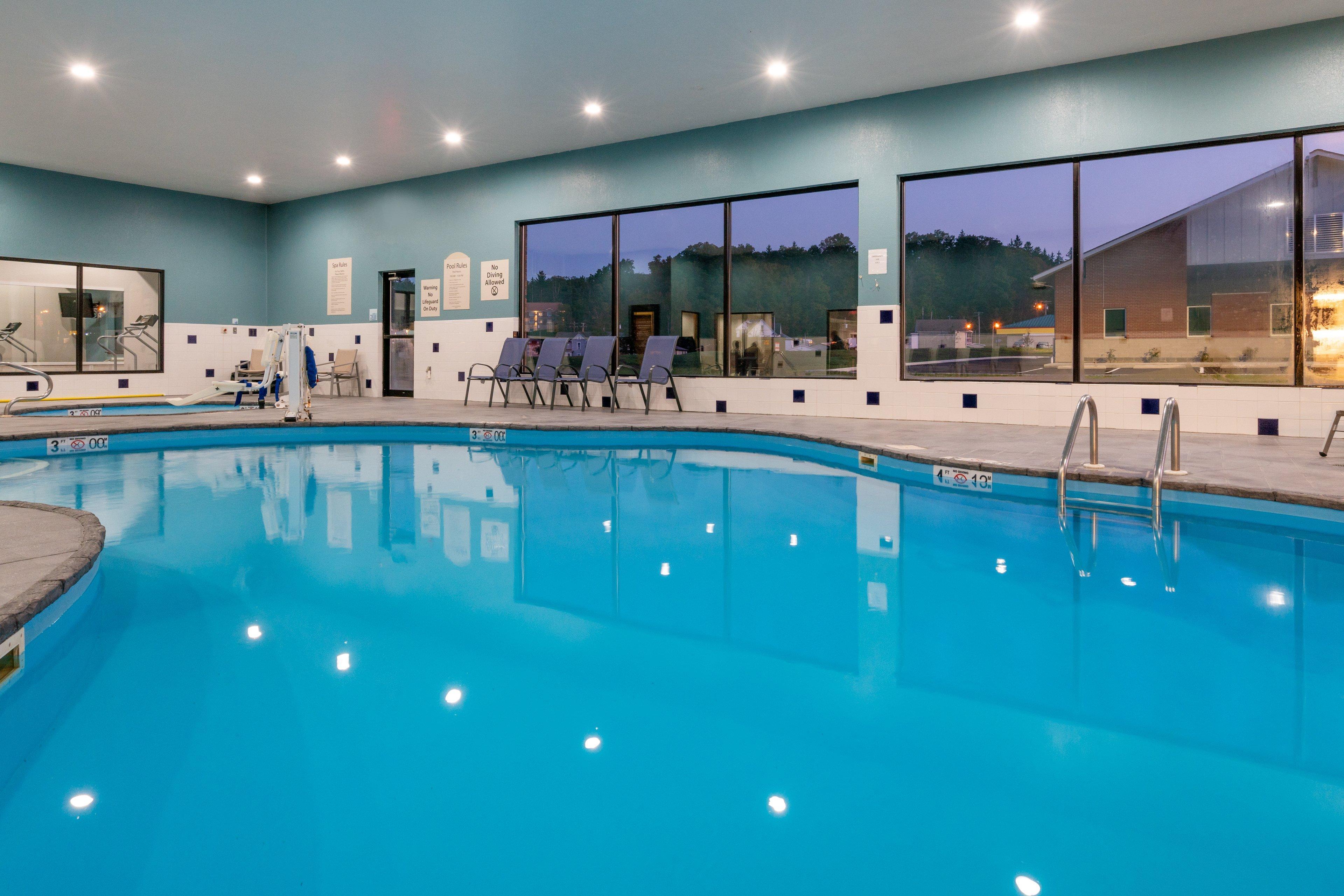 Holiday Inn Express Hotel & Suites Elkins By Ihg Extérieur photo