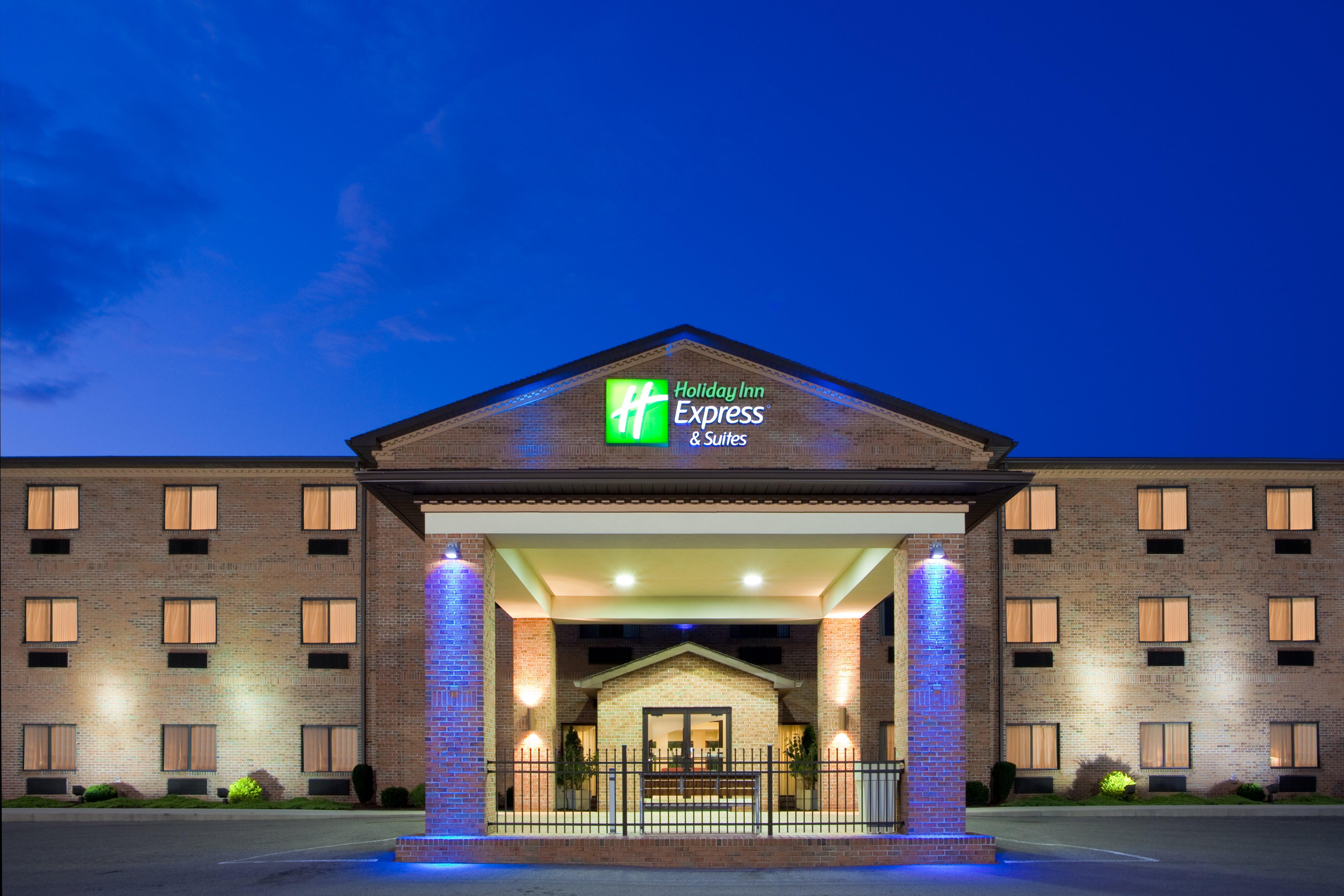 Holiday Inn Express Hotel & Suites Elkins By Ihg Extérieur photo