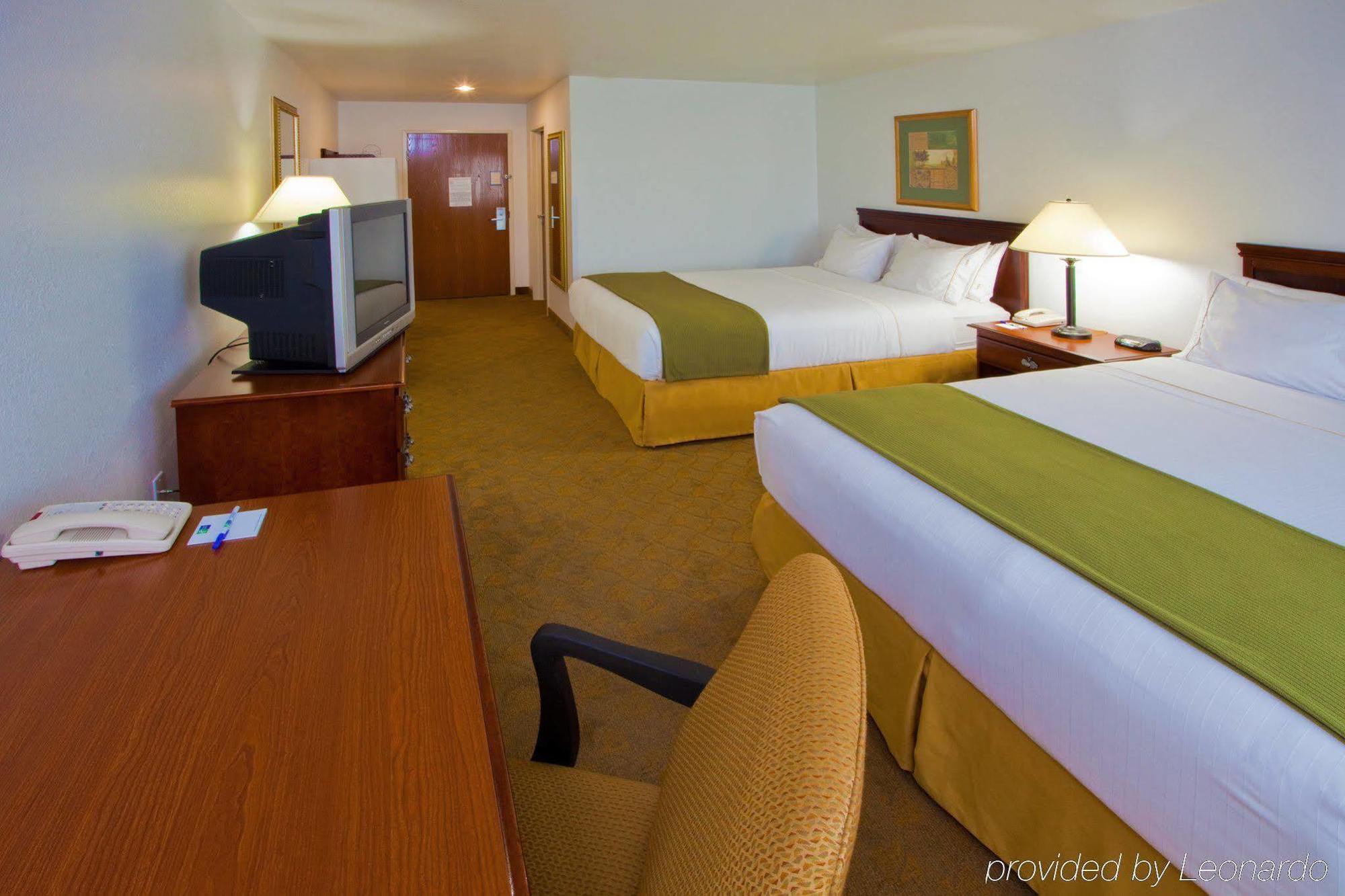Holiday Inn Express Hotel & Suites Elkins By Ihg Extérieur photo