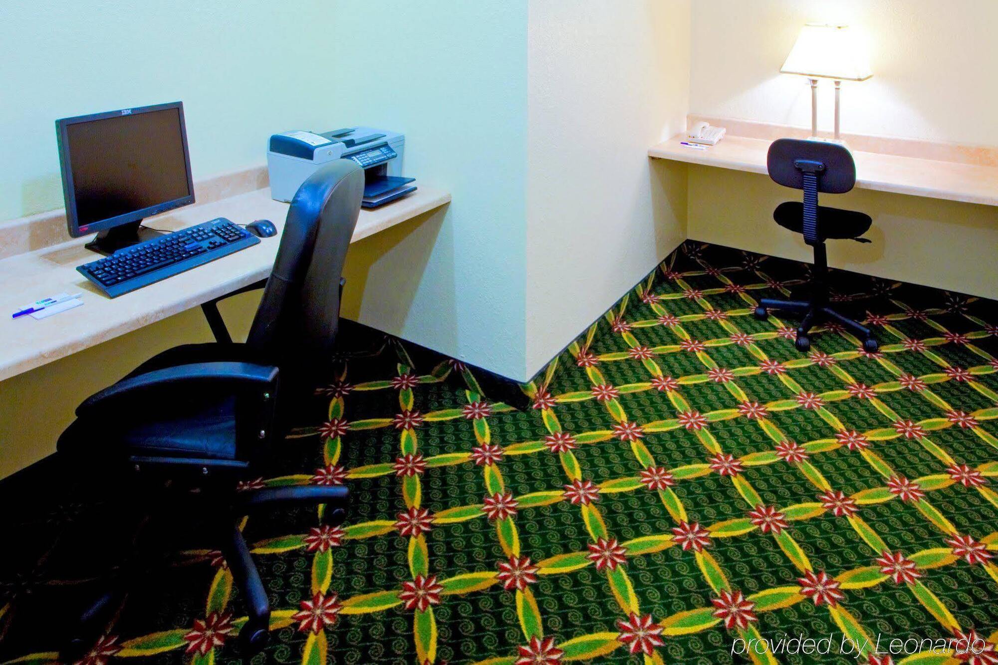 Holiday Inn Express Hotel & Suites Elkins By Ihg Extérieur photo